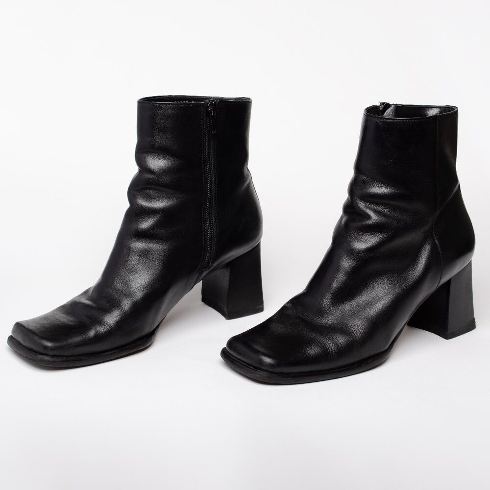 US 8.5 Women's Vintage 90s Black Leather Square Toe Chunky Heel Ankle Boots